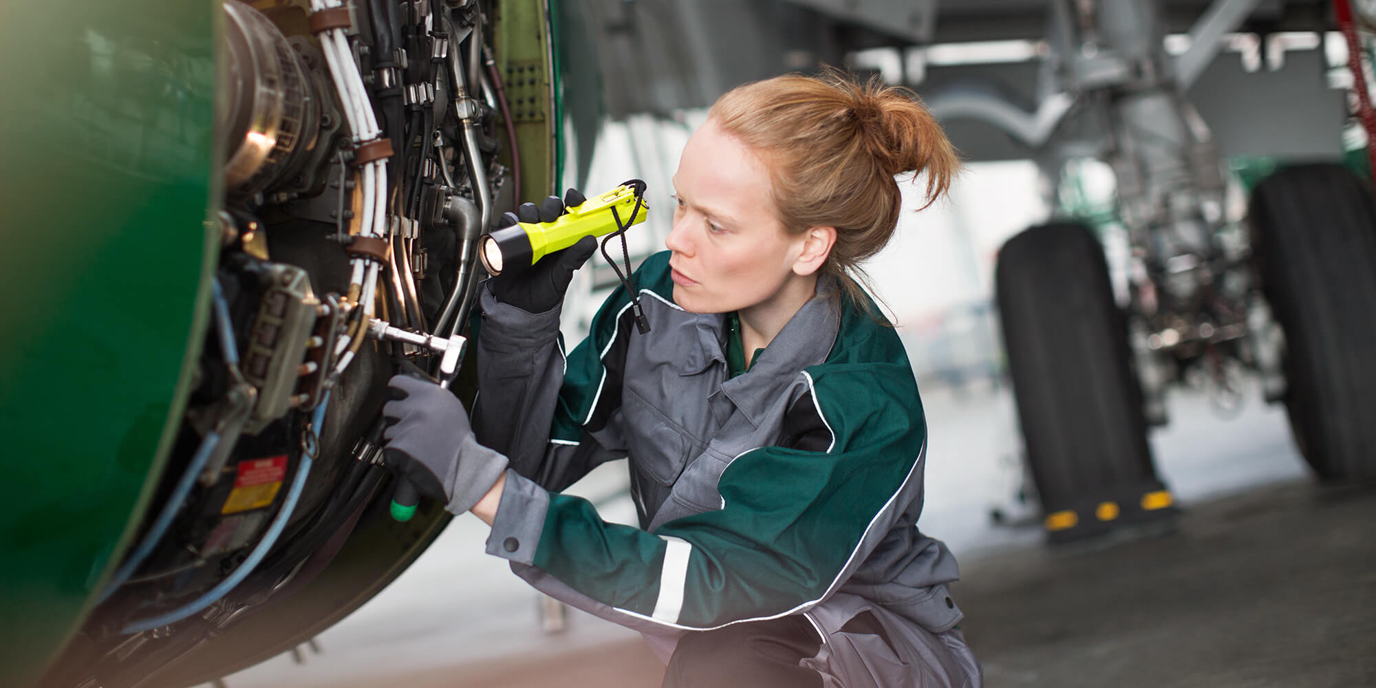 Maintenance-Worker-Inspection-2000x1000px-LQ.jpg